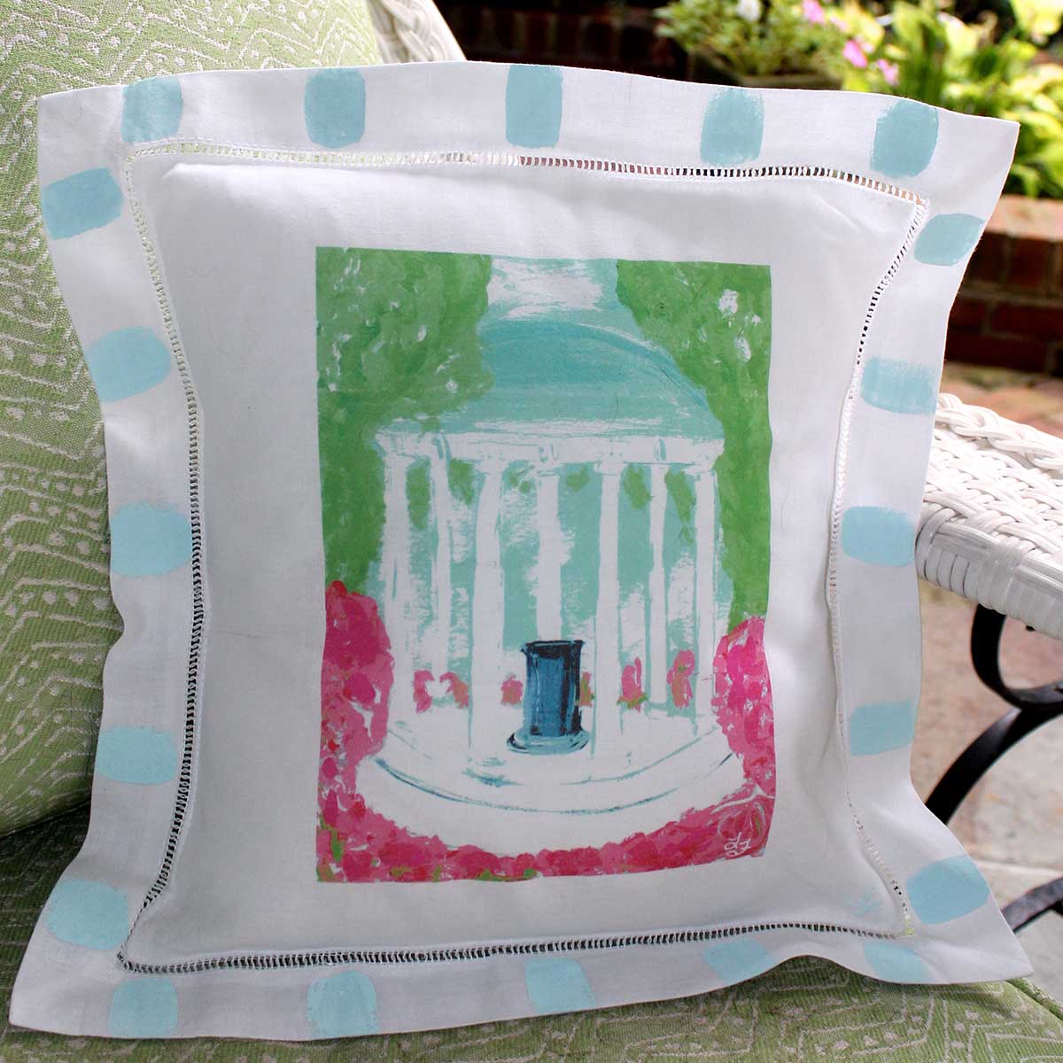 UNC Old Well Linen Pillow - Thumbnail 2